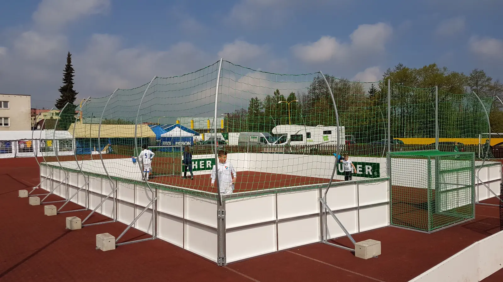 Fussball-Court im Einsatz